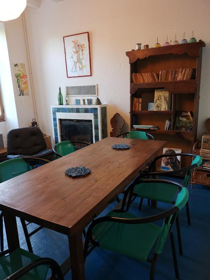 Gite Des Petites Ruelles : Familial Et Chaleureux Troo Exterior photo