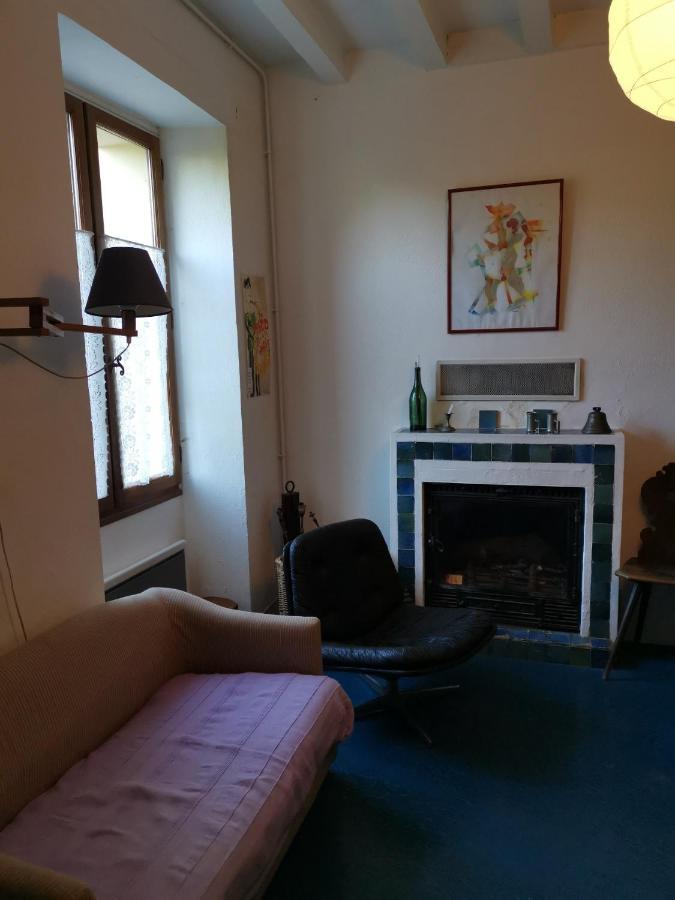 Gite Des Petites Ruelles : Familial Et Chaleureux Troo Exterior photo
