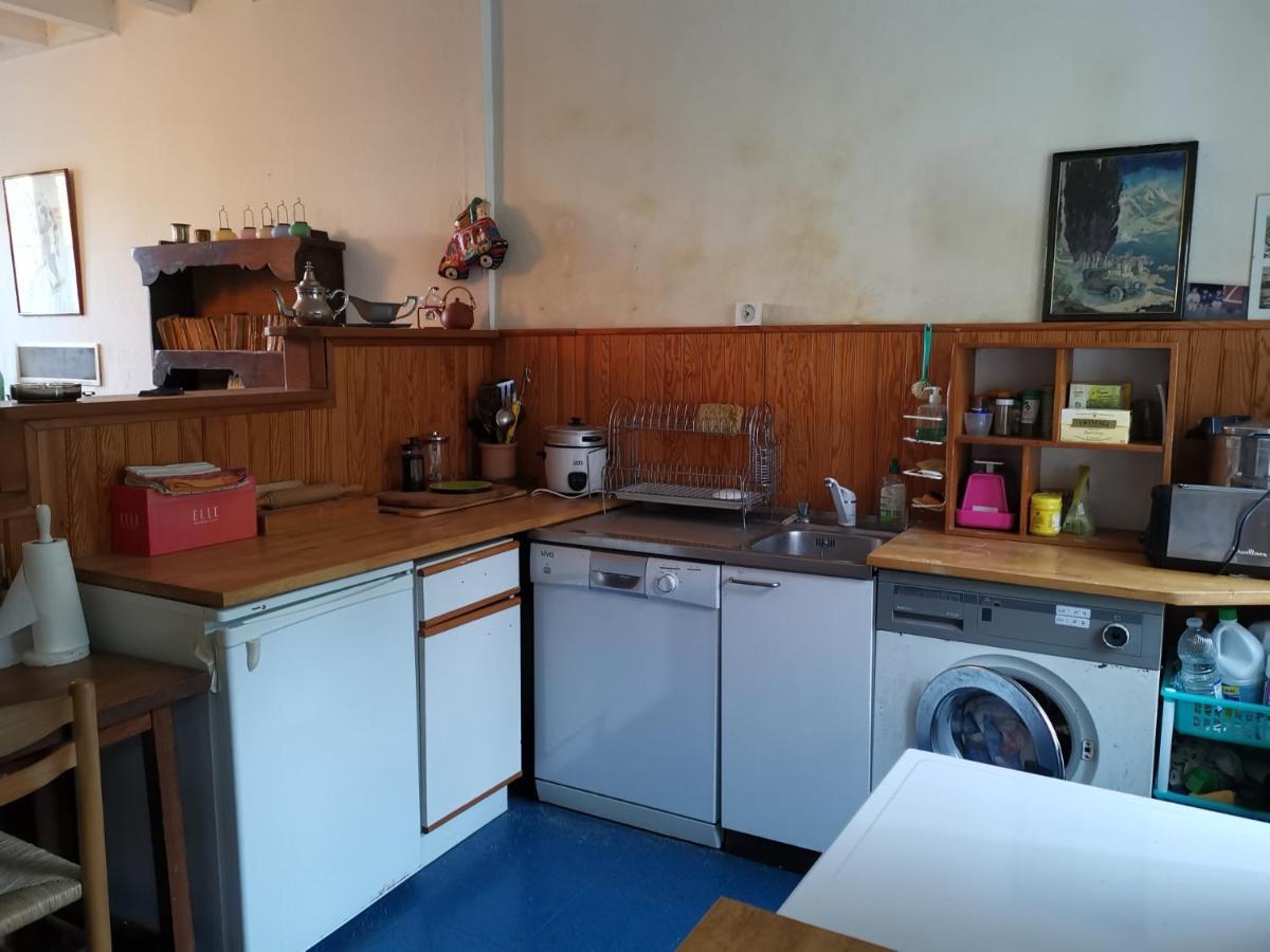 Gite Des Petites Ruelles : Familial Et Chaleureux Troo Exterior photo